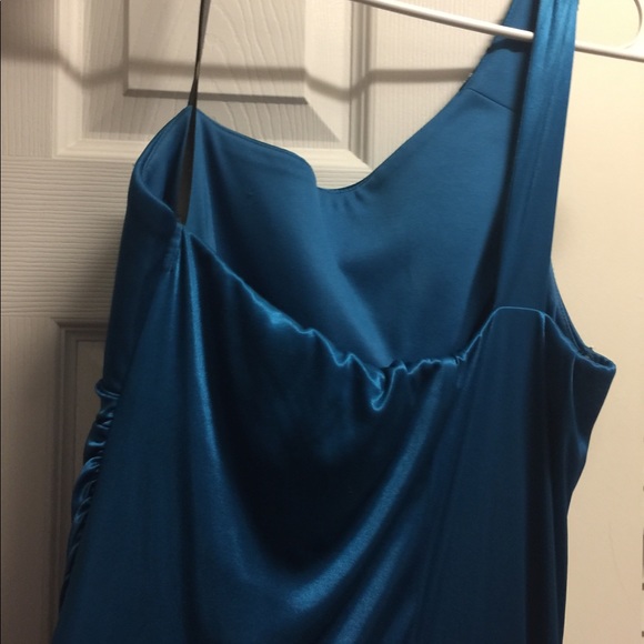 Prom Dress - Picture 3 of 4